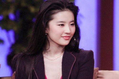 刘亦菲娱乐爆料视频大全,精彩瞬间尽收眼底 第3张 刘亦菲娱乐爆料视频大全,精彩瞬间尽收眼底 第3张